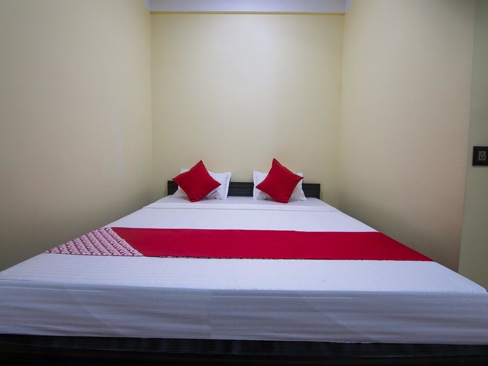 Гувахати: OYO 14648 Queens Casa