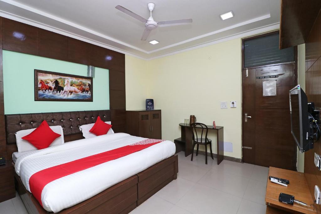 Агра: OYO 16147 Hotel Jyoti Continental Agra