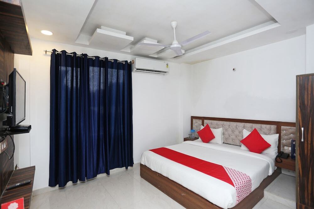 Дехрадун: OYO 15566 Hotel Rosewood Inn