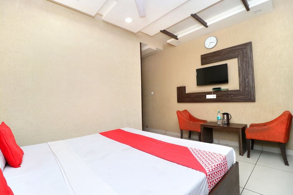 Амбала: Hotel Batra