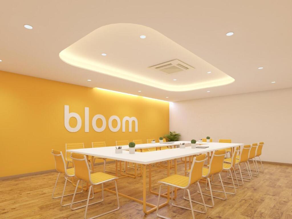 Нойда: Bloom Hotel - Sector 19