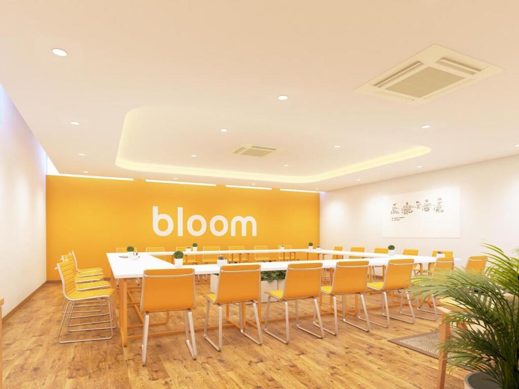 Нойда: Bloom Hotel - Sector 19