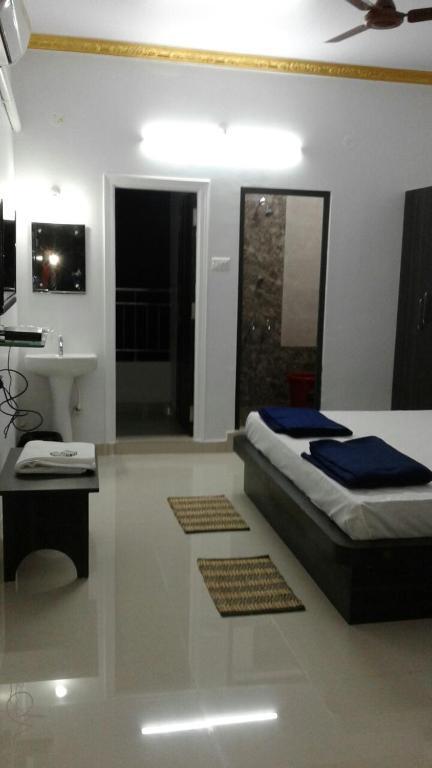 Гокарна: Iroomz Hotel Gananjaya - Hostel