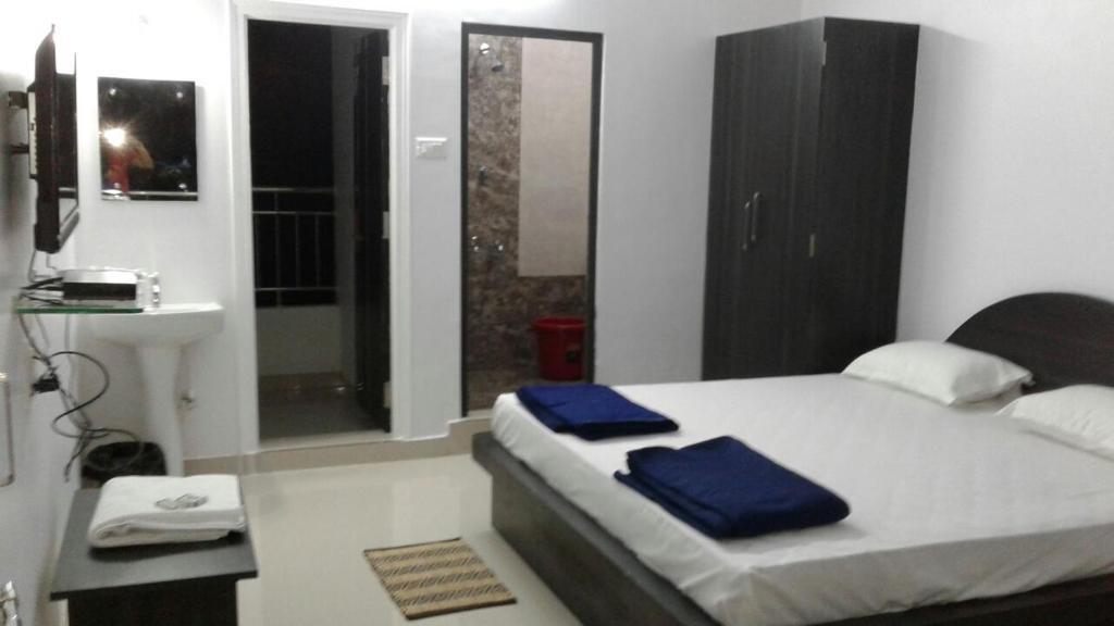 Гокарна: Iroomz Hotel Gananjaya - Hostel
