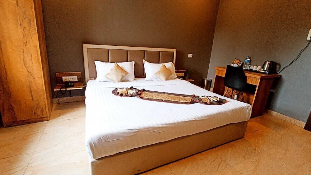 Индаур: Hotel Shree