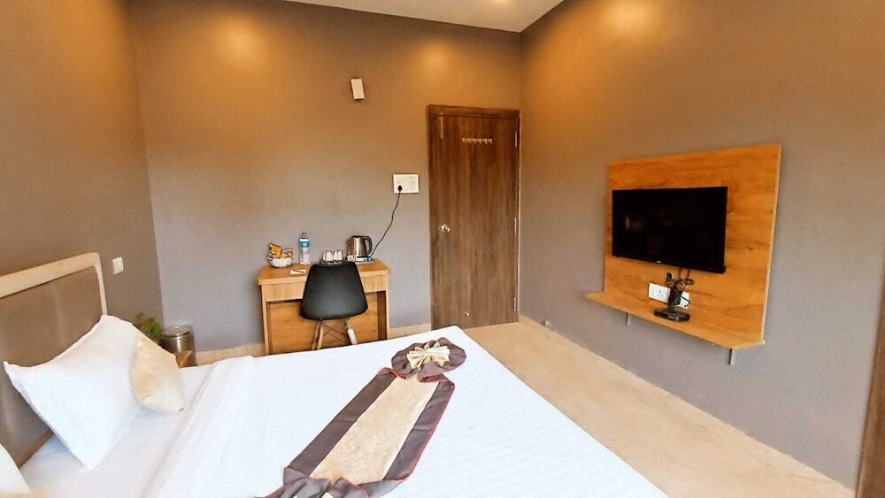 Индаур: Hotel Shree
