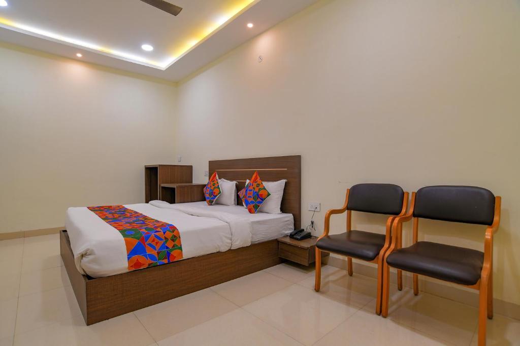 Индаур: FabHotel Mangal Shree