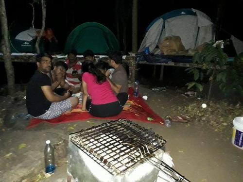 Султан-Батери: Evergreen Tent Stay & Trekking
