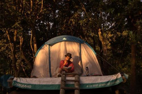 Султан-Батери: Evergreen Tent Stay & Trekking