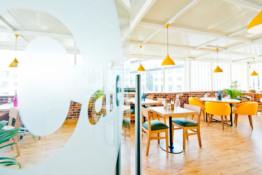 Бангалор: Bloomrooms at City Centre