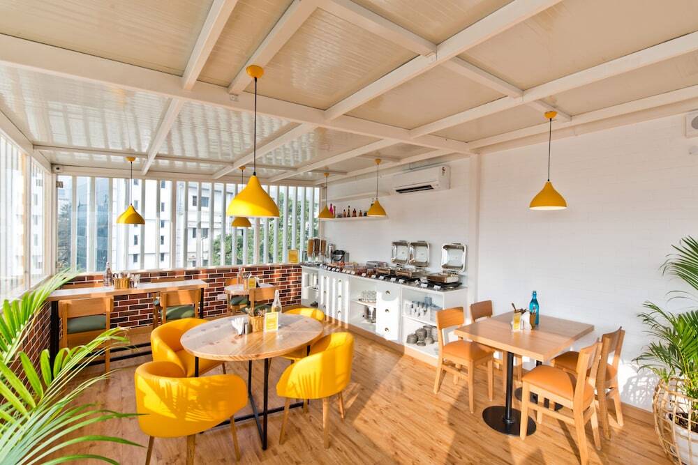 Бангалор: Bloomrooms at City Centre
