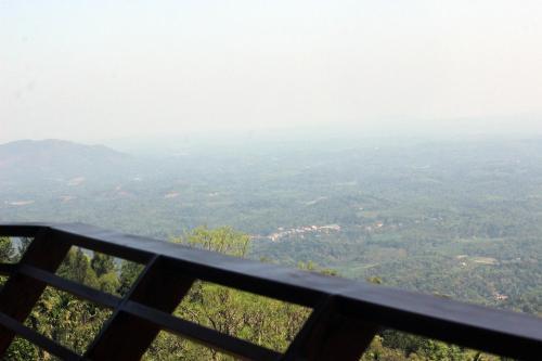 Велламундра: Vythirihills Nature Resort