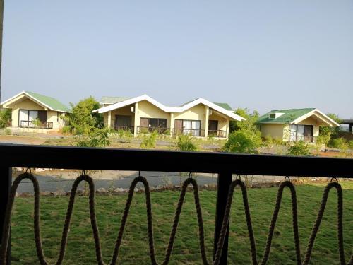 Бхамдели: The Pugmark Jungle Lodge Moharli Tadoba