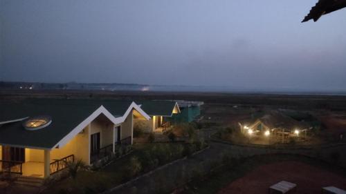 Бхамдели: The Pugmark Jungle Lodge Moharli Tadoba
