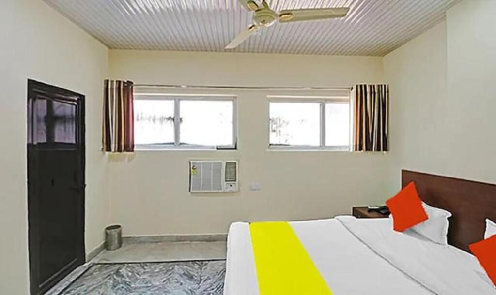 Канпур: OYO 82149 Hotel Karma Palace