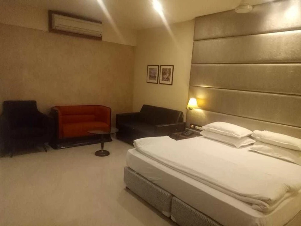 Мумбаи: Hotel Hr Residency