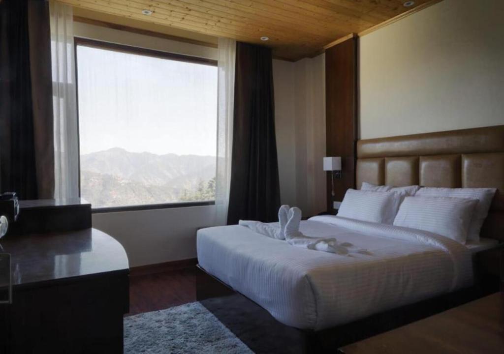 Куфри: The Alpine Retreat