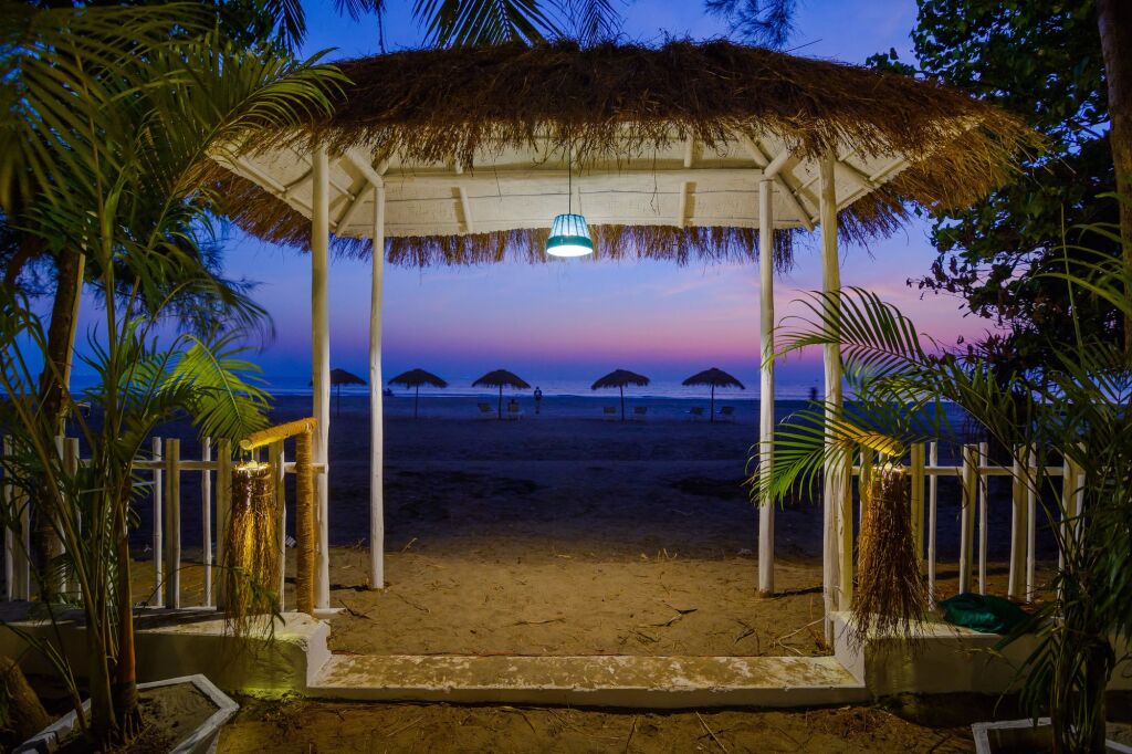 Морджим: 123 LaRisa Beach Resort By Svenska
