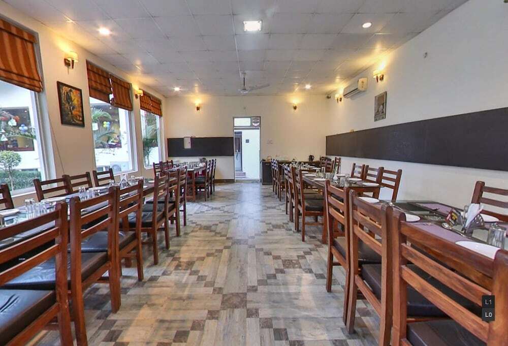 Крепость Ramnagar: Corbett Condominium Resort