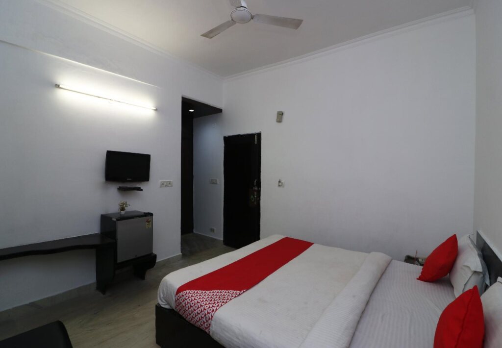 Hotel The Taj by OYO Rooms — фото 3