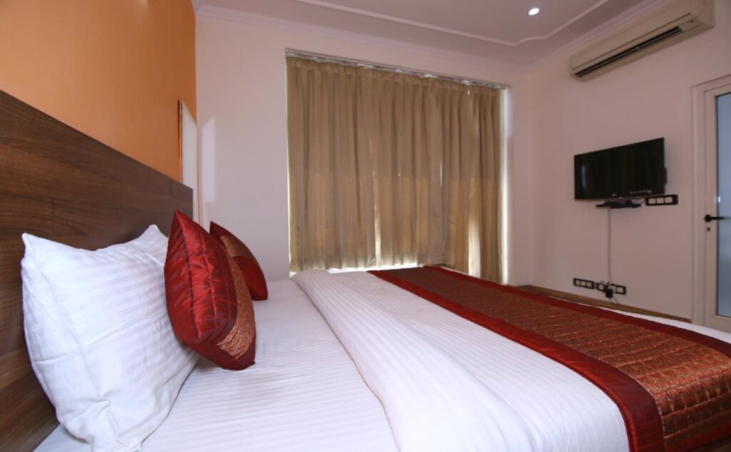 Alarians Stay By OYO Rooms — фото 1