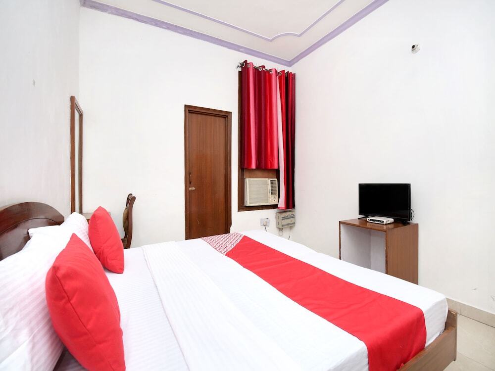 Амритсар: City Hotel