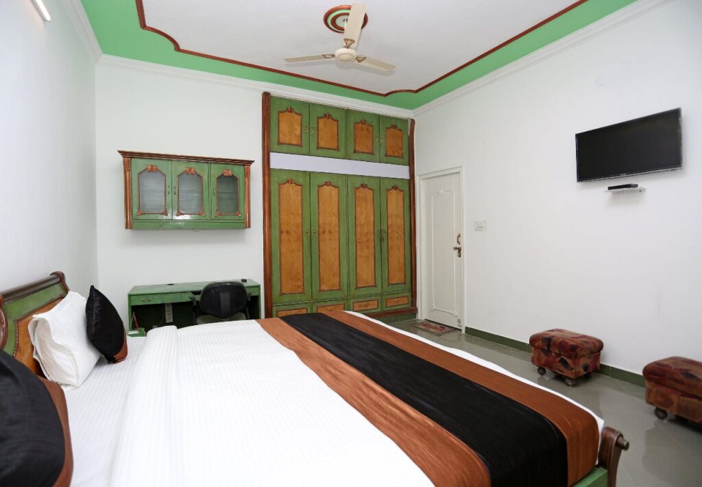 Лакхнау: Hotel Star Inn By OYO Rooms
