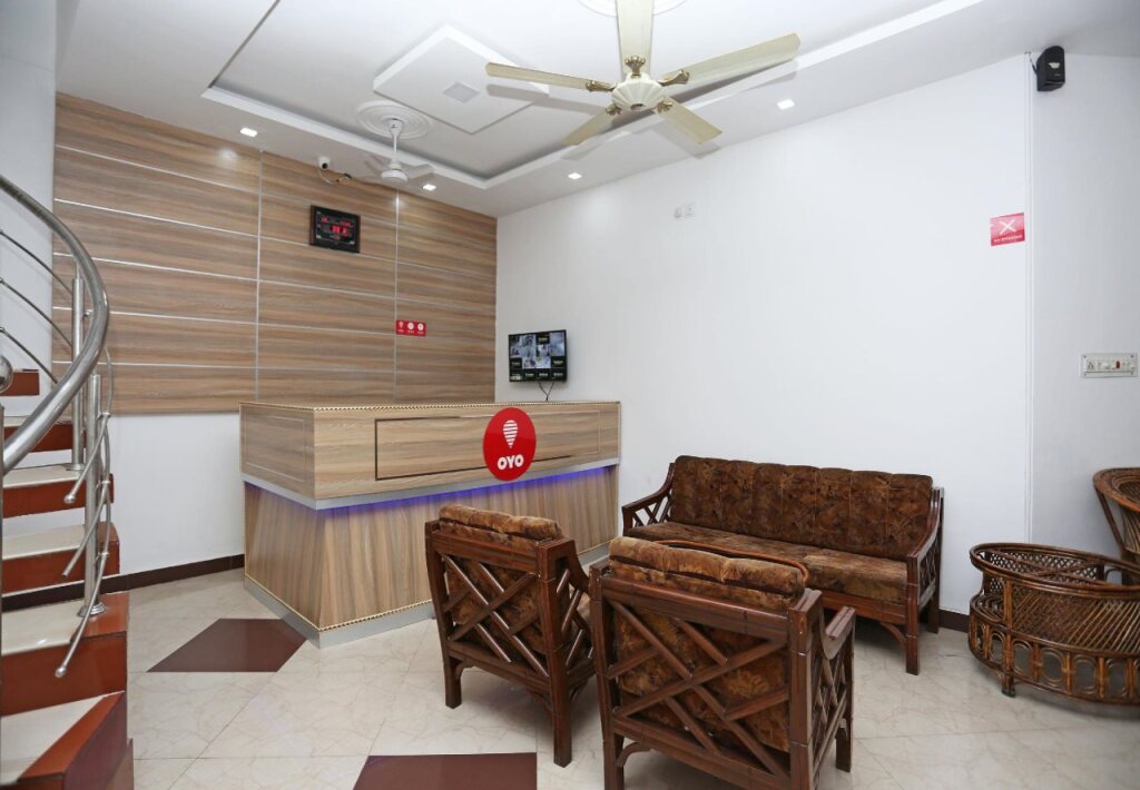 Лакхнау: Hotel Star Inn By OYO Rooms