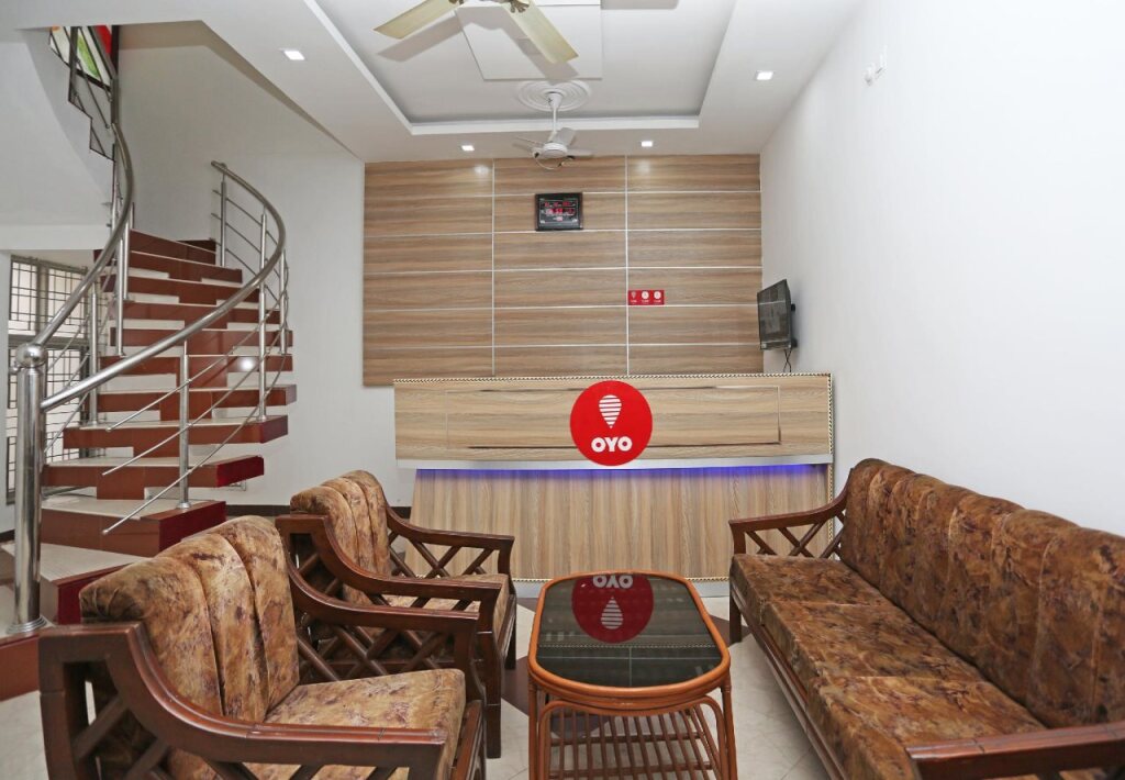 Лакхнау: Hotel Star Inn By OYO Rooms