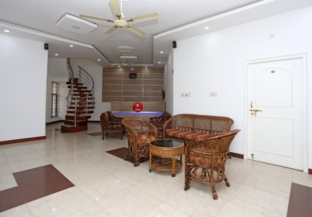 Лакхнау: Hotel Star Inn By OYO Rooms