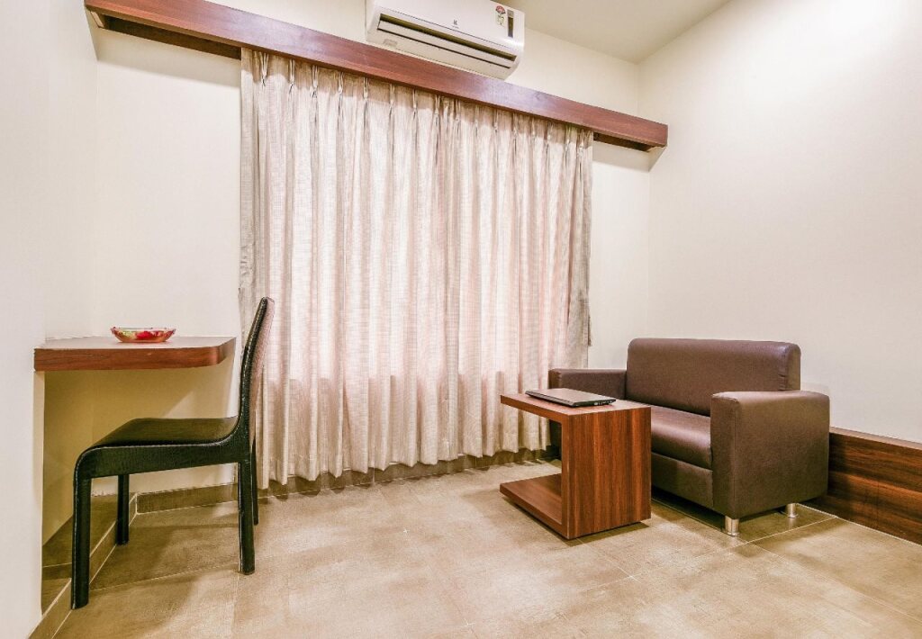 Аурангабад: Hotel Global Inn by OYO Rooms