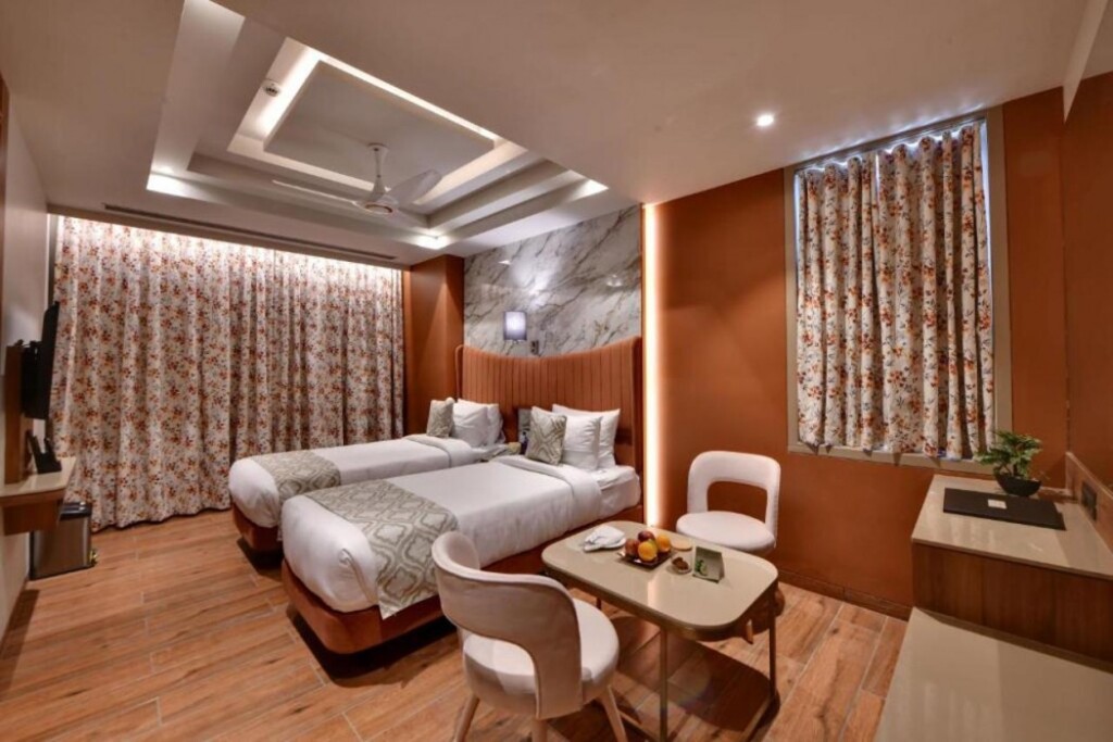 Декале: The Fern Shelter Resort Palghar