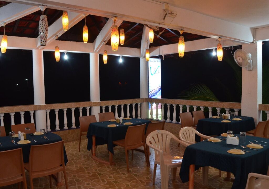 Кандолим: Nisu Beach Hotel Villa