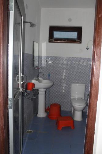 Бир: Mohinder & Mohindra Home Stay