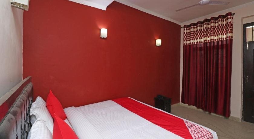 Нойда: DSR Residency by OYO Rooms