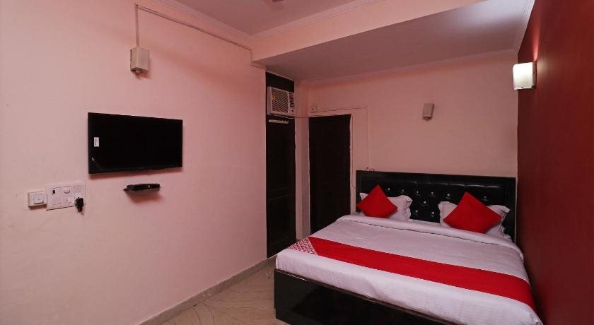 Нойда: DSR Residency by OYO Rooms