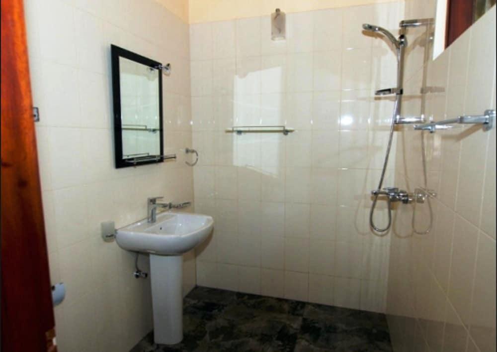 Лех: TIH Hotel City Palace