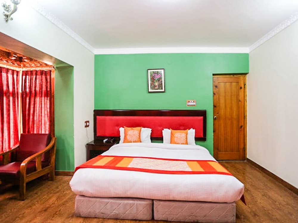 Лех: TIH Hotel City Palace