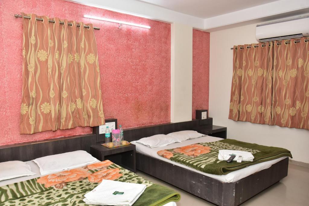 Ширди: Hotel sai dhyan