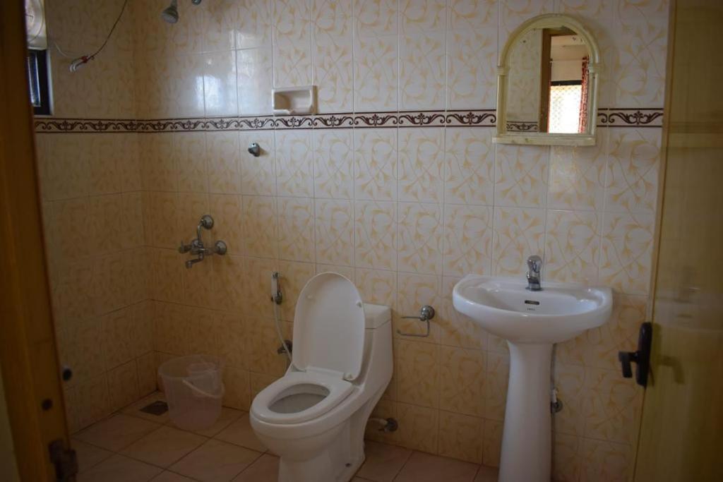 Варкала: Mother's Palace