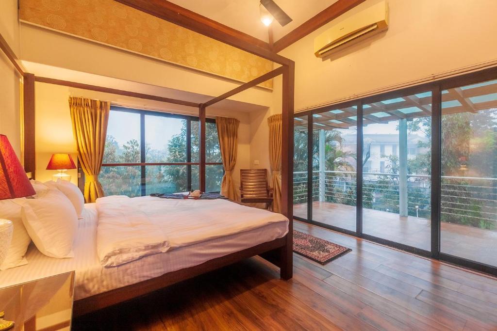 Лонавала: StayVista at Villa Verona