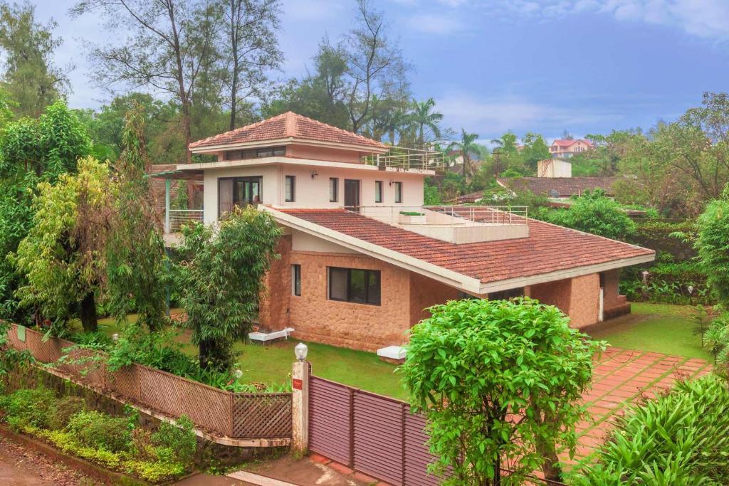 Лонавала: StayVista at Villa Verona