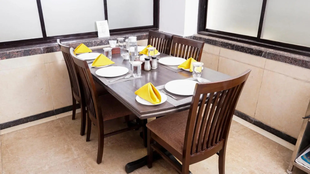 Нави-Мумбай: The Altruist Business Stays (Navi Mumbai-2)