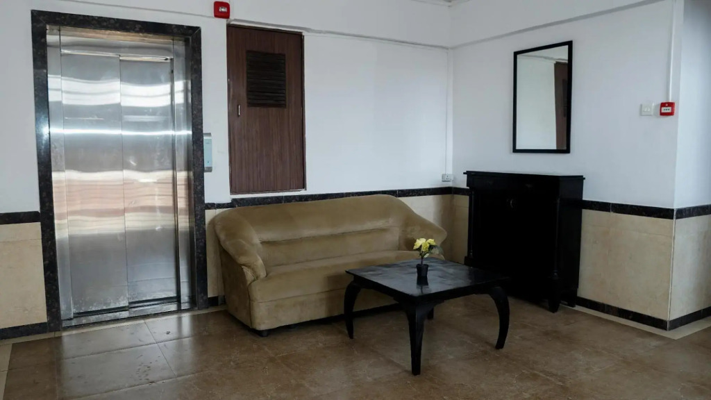 Нави-Мумбай: The Altruist Business Stays (Navi Mumbai-2)