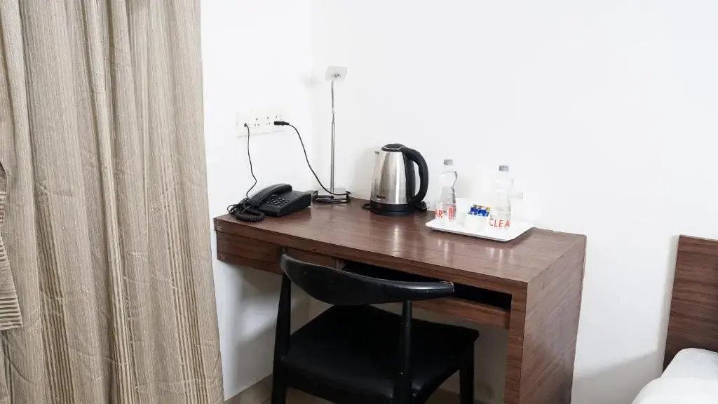 Нави-Мумбай: The Altruist Business Stays (Navi Mumbai-2)