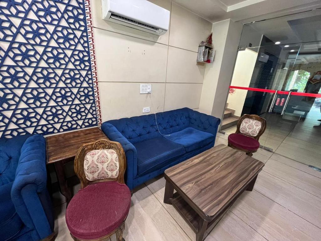 Агра: Hotel Sahibs Royal Ville