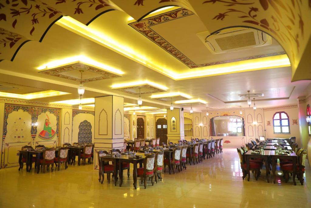 Агра: Hotel Sahibs Royal Ville