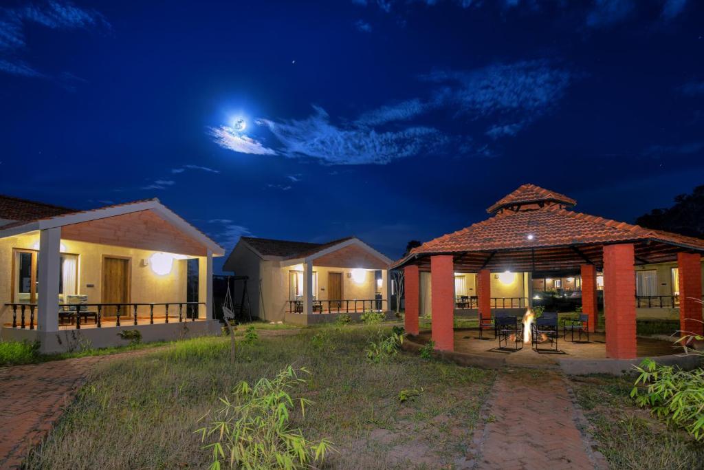 Баихар: Aranyak Resort Kanha