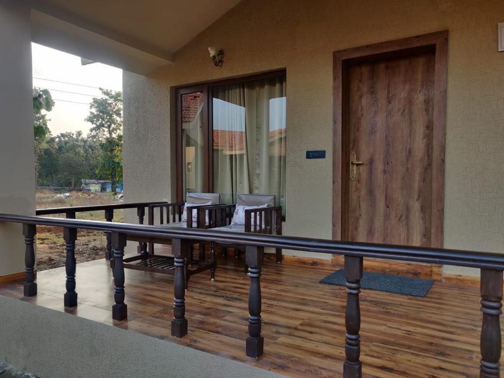 Баихар: Aranyak Resort Kanha