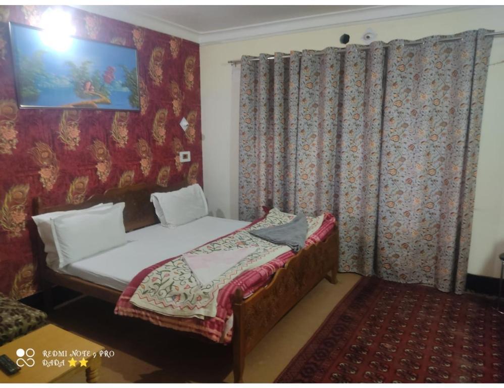 Шринагар: Eagle Resort